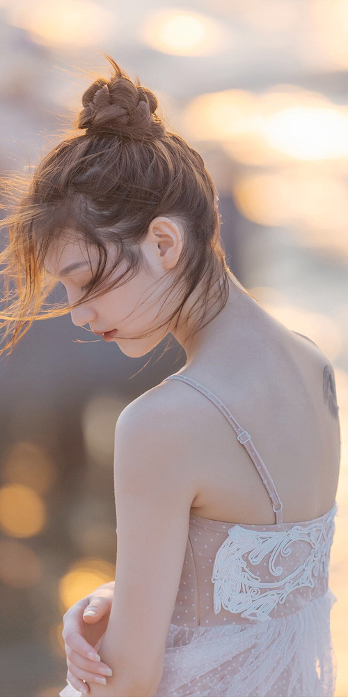 MILANSPORT入口-斯图加特中场组织持续稳定推进，斯图加特中锋