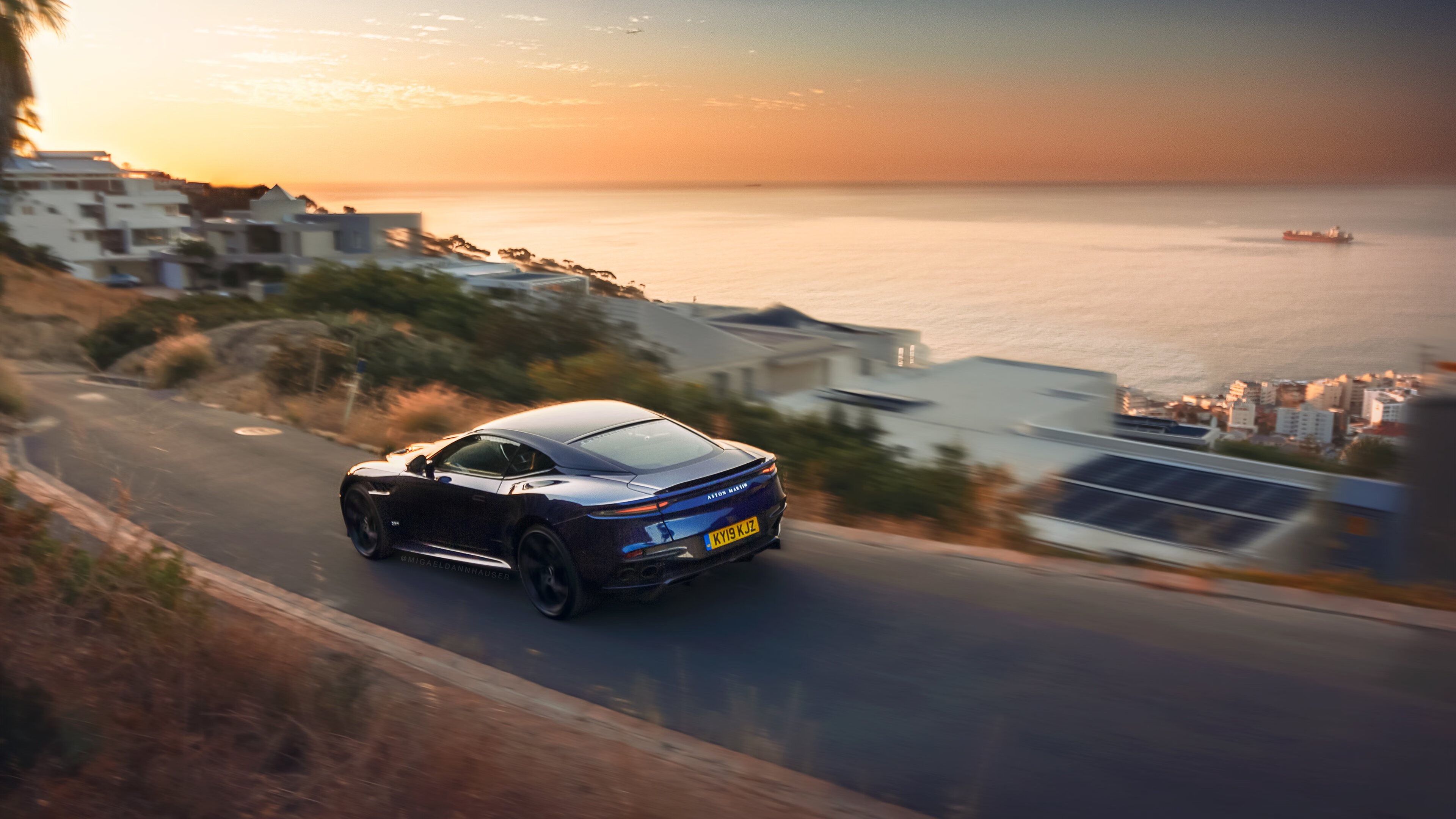 德甲节奏飞快:攻防瞬间桌面精彩!,德甲强度